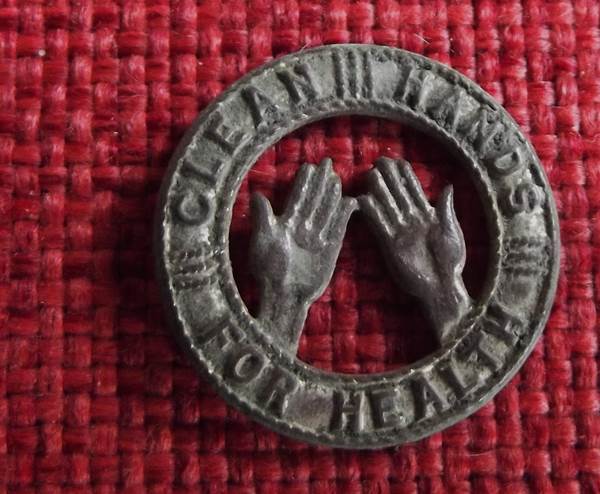 Clean hands for health badge (ca 1926) found in Market Lavington