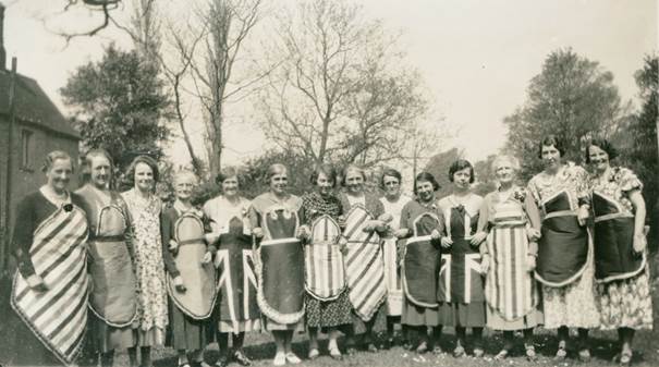 Colourful ladies - in black and white. Believed to be in the 1920s