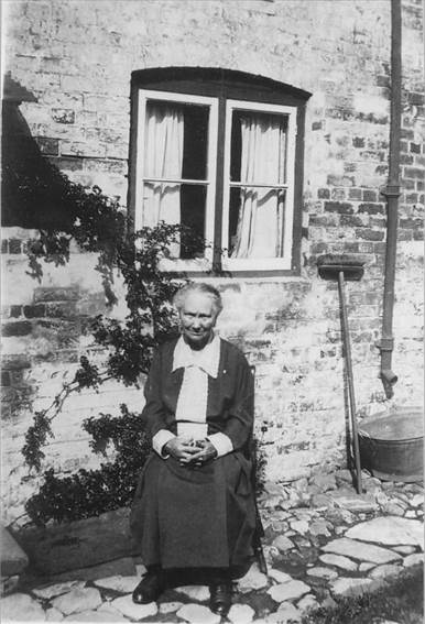 Grandma Clelford of Easterton