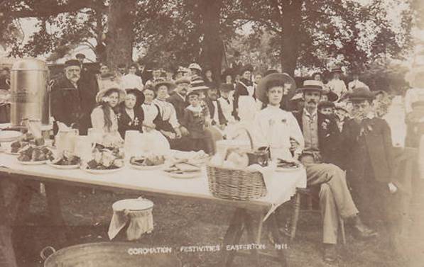 Celebrating the 1911 coronation in Easterton