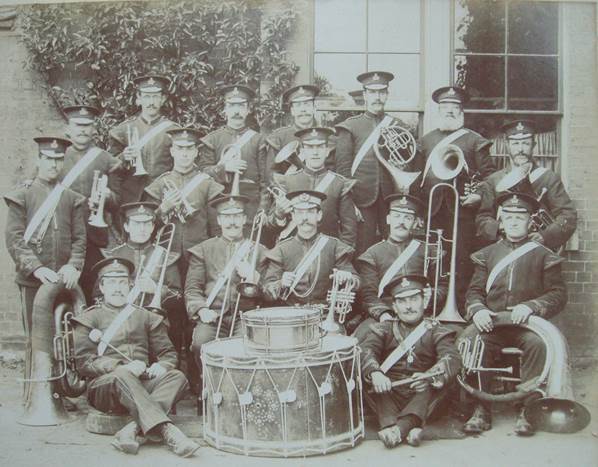 Market Lavington Band in 1911