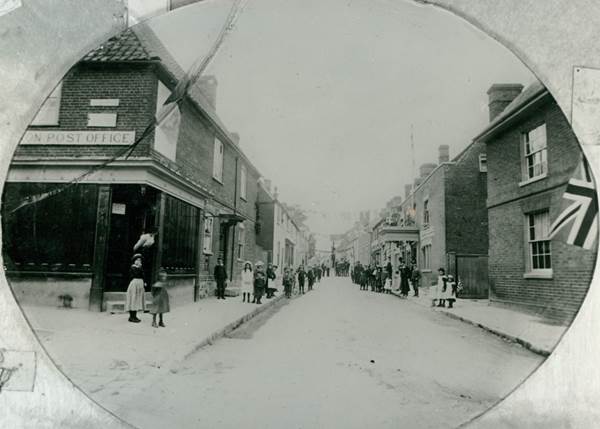 Market Lavington Post office - 1911
