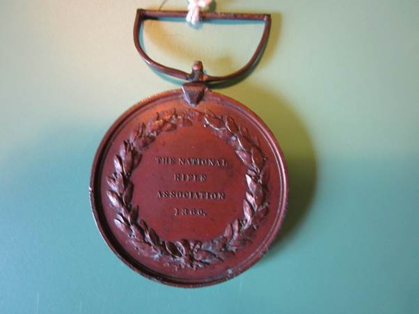 The reverse of the medal