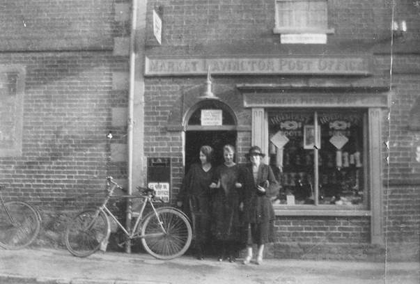 Market Lavington P{ost Office - ca 1930
